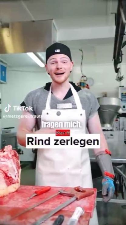 Reel: Metzger zerlegt Rind
