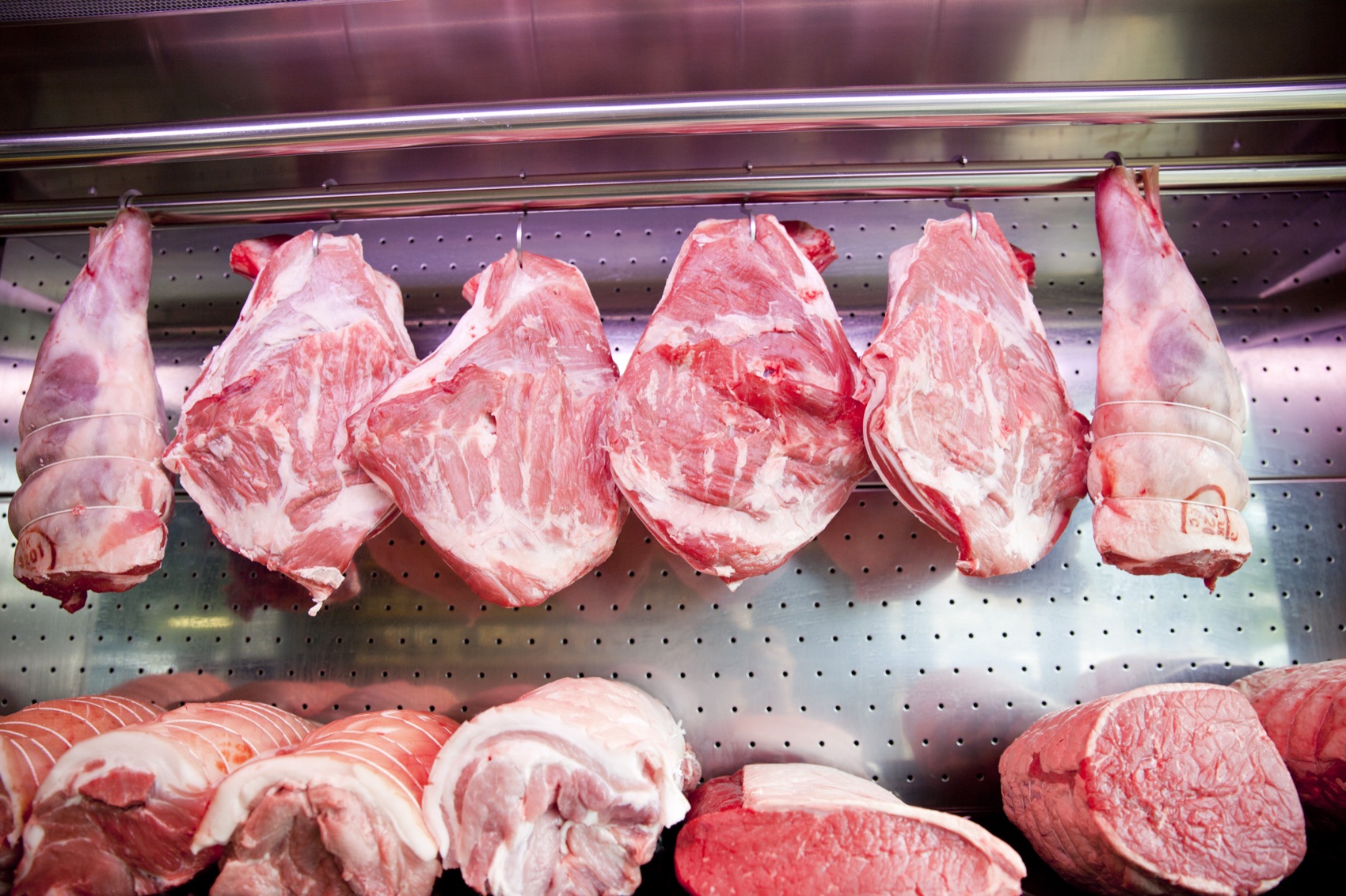 Fleisch in der Bedientheke